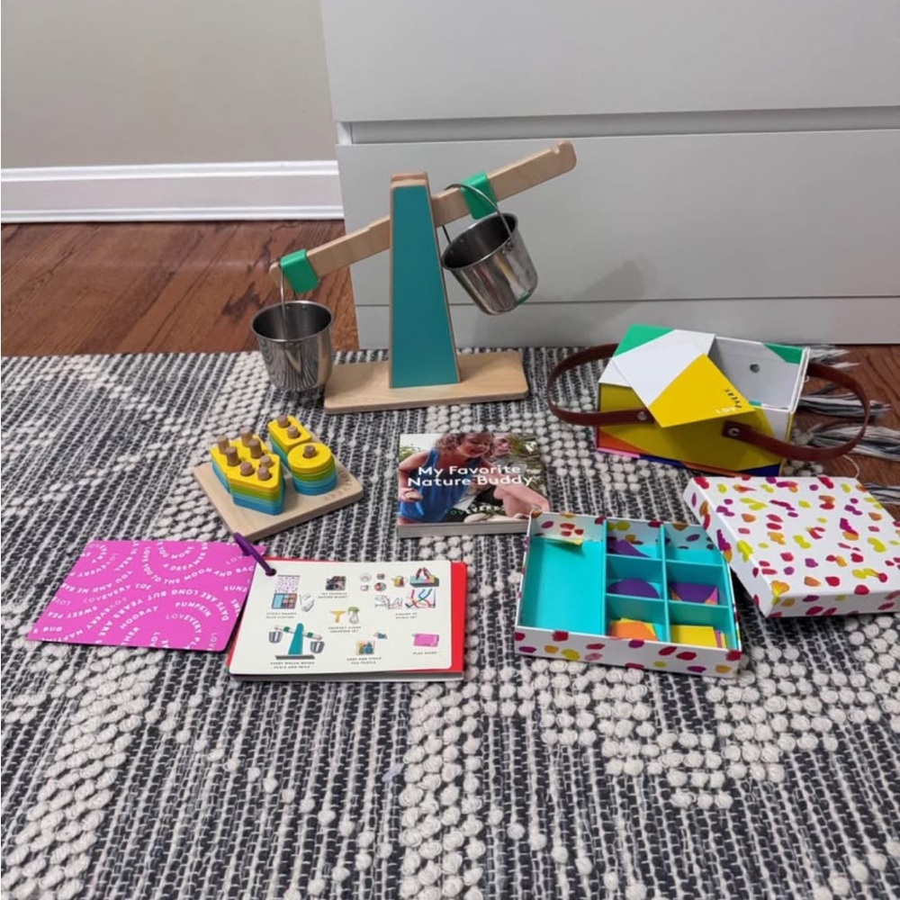 Lovevery Enthusiast Play Kit 28-30 Months